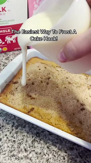 Just pour it on! Let it cool for a perfectly frosted cake in less than a minute. 🍰 #kroger #cake #frosting #cookinghack #easyrecipes #yum