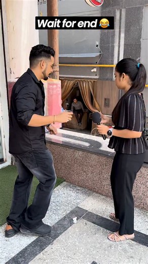 Ravi prajapati on Instagram: "Wait for end藍 #avnilaptopsolutionnehruplace #viralvideos #virelreels #avnigamingpc #virałpost #funnyvideos"