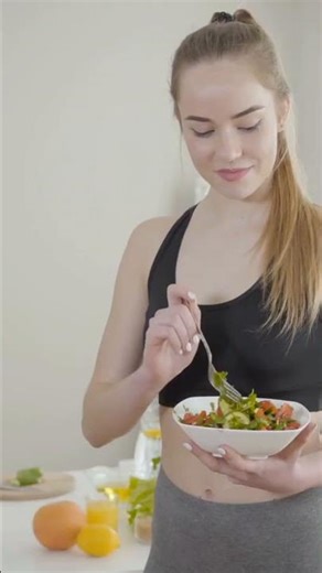 The Truth About Intermittent Fasting for Women | RN Explains How It Affects Hormones and Energy