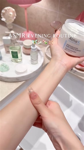 💅🏻🎀Asmr Evening Haircare Routine #shortvideo #asthetic #satisfying #skincare #haircare #cozy #fyp