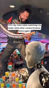 😂 #fremontstreetexperience #vegas #tesla #robot | Fremont Street Experience