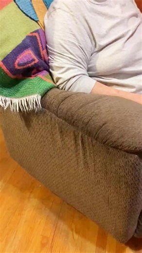 CHINESE FINGER TRAP PRANK ON GRANDMA! #fbreelsvideo #reelviral #fbreels #mom #momlife #fyp #angrygrandma #grandma #foryou #makethisfamous #makethistrending #trending #viral #prank #hilarious #comedy | Mama Bbob