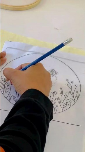 Tracing pattern into fabric using carbon paper| @Thebloomingthreads #shorts