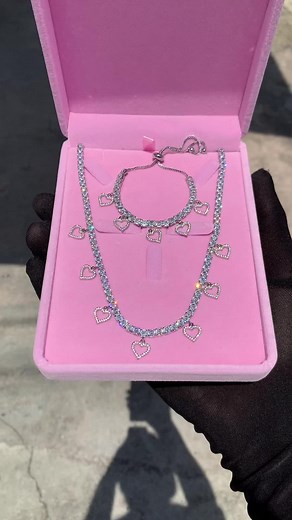 For The Perfect Christmas Jewelery Gift Sets, Place Your Orders Today, Nationwide Delivery Available🌹 #foryou #fyp #viral #trending #explorepage #trinidad #trini_tiktoks #smallbusiness #explore