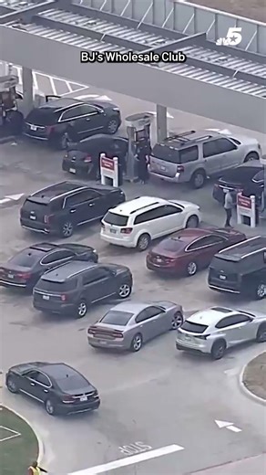 Low gas prices draw long lines in Forney | NBC DFW