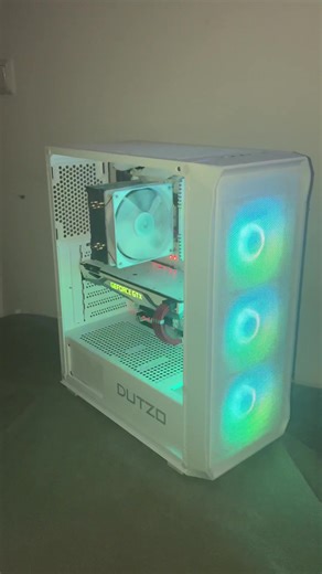 Pris 3000 💰 Specifikationer ⚒️ ———————————— Grafikkort: GTX 1070 8gb Processor: Intel i5 6600k Moderkort: ASUS z170 Gaming Ramminne: 16gb ddr4 Nätaggregat: Corsair 550w bronze SSD: 512gb Operativsystem: Windows 11 Pro ———————————— #sverige #sweden #dator #gaming #pc