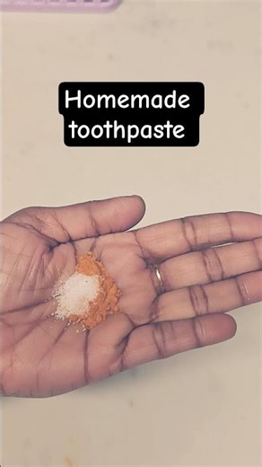 homemade toothpaste for whitening teeth#whitening #teethwhitening #teethcleaning #cleaningtips
