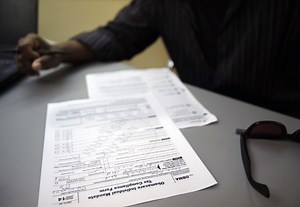 NJ residents face health insurance hikes as Obamacare subsidies hang in the balance | NJ Spotlight News