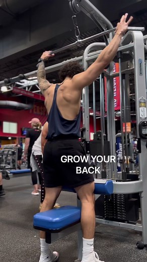 Get your back on demon mode 💪🏽 #fyp #gym #bodybuilding #back
