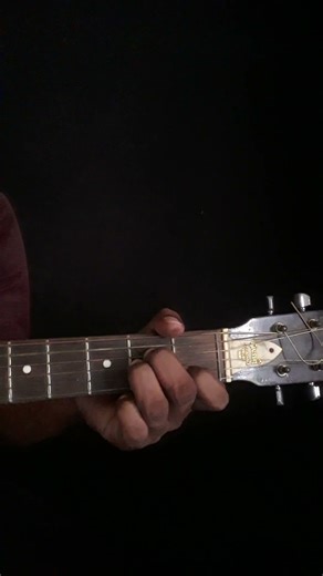 sad guitar chords progression 500k views