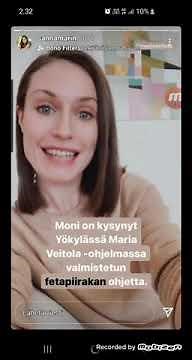 Sanna Marin ja Fetapiirakka. Finnish PM make fetacheesepie and drink coffee.