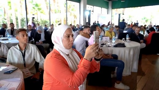 Retour en video de Huawei Developer Conference Northern Africa!. Huawei encourage l'innovation, partage des connaissances avancées et établit des connexions avec les leaders du secteur technologique. Ensemble, nous contribuons à façonner l'avenir. #HDC #ConférenceDesDéveloppeurs #InnovationTechnologique #HuaweiCloud | Huawei Tunisie