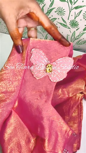 Sai Tiara Design studio on Instagram: "Do what you love❤️ @sai_tiara_design_studio [sewing,blouse,madurai,pattern blouse,designer]"