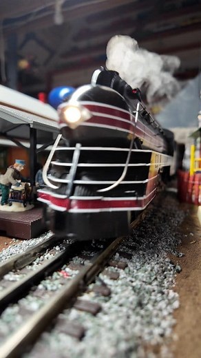 The John Wilkes arrives in Hill Valley #ModelTrains #WeaverModels #MTHTrains #OScaleTrains #OGaugeTrains | The Trainboard