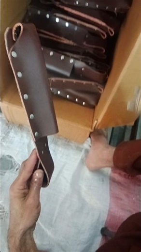 Applying Lacquer on Leather Pocket | Smooth Finish Process