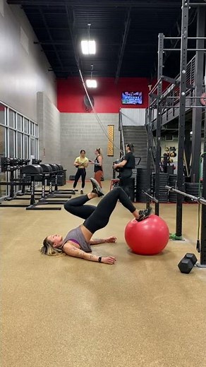 Single-leg Swiss Ball Hamstring Curl