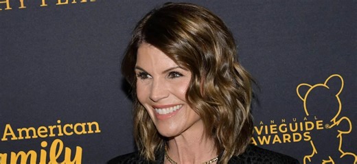 Lori Loughlin's 'Full House' Co-Star Goes Off On Her Estranged Husband, Calls The Actress A 'Saint'