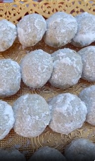 Magical Snow Globe Cookies