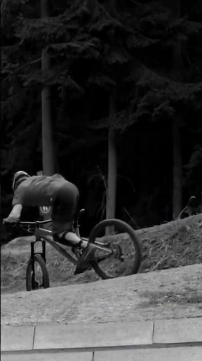 MTB VTT freestyle slow motion #jump #mtb #freeride