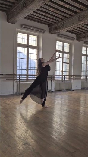 Danse avec Emilia #dance #ballerina #beauty #poetryinmotion