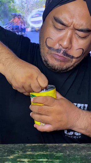 Mukbang e nanas kaleng eeeee #masmakan