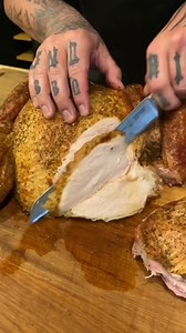 17M views · 193K reactions | Happy Canadian Thanksgiving to all of our friends up North get your turkey recipe ready to go for #TraegerThanksgiving by trying out this juicy spatchcock turkey like Kendrick BBQ 旅 | Traeger Grills | Facebook