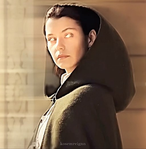 𝐦𝐚𝐠𝐧𝐢𝐟𝐢𝐜𝐞𝐧𝐭 𝐜𝐞𝐧𝐭𝐮𝐫𝐲 𖤐 on Instagram: "power definition - kösem sultan 💓 @berenn_saat"