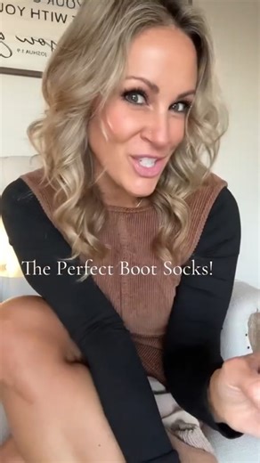 he perfect cozy fall ankle socks for layering over your leggings and peeking over your low cut boots  #anklesocks #cozysocks #fallsocks #bootsocks #fallfashioninspo | Asunitedly67 | Facebook