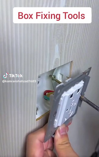 How to Fix a Wall Socket: Step-by-Step Guide