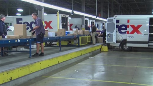 FedEx layoffs affect Memphis employees, adding to other recent local layoffs