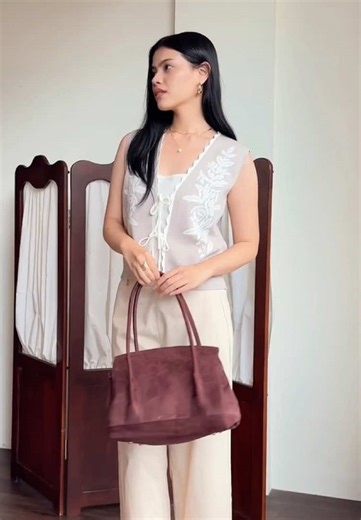 Elevate your everyday style ✨ Discover the latest pieces at etcetera.co.id 🤍 #everydayyou #everydayetcetera