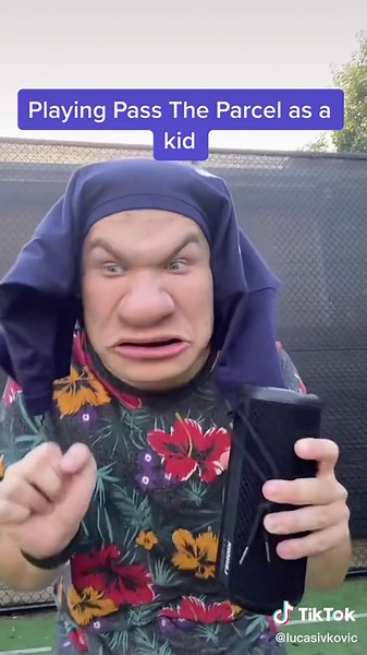 Remembering Childhood Fun: Playing Pass The Parcel as a Kid