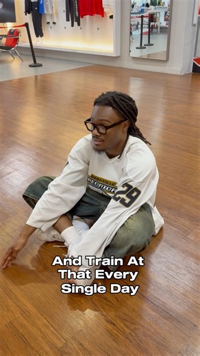 Coach Larray said Practice everyday 💪🏼‼️ #freestylefridays follow LarrayCurry | LYE Academy