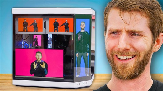 【官方双语】机箱里外都是屏！？ - 全屏幕PC#linus谈科技