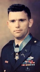 US Army LTC Ronald Ray: Medal of Honor Recipient Vietnam War On June 19, 1966, First Lieutenant Ronald Ray, a platoon leader with Company A, 2nd Battalion, 35th Infantry, 25th Infantry Division, led a heroic rescue mission during intense combat in Vietnam. After one of his patrols was ambushed by a reinforced Viet Cong company, Lt. Ray organized a reaction force and pushed through over two kilometers of rugged jungle to reach the besieged men. Once there, he took control—personally eliminating m