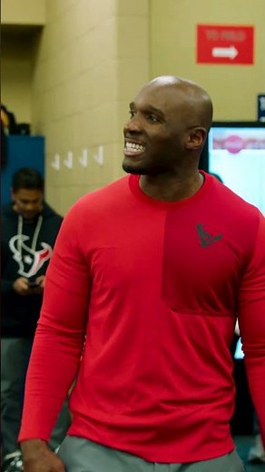 Inside the Texans Locker Room After Beating the Colts