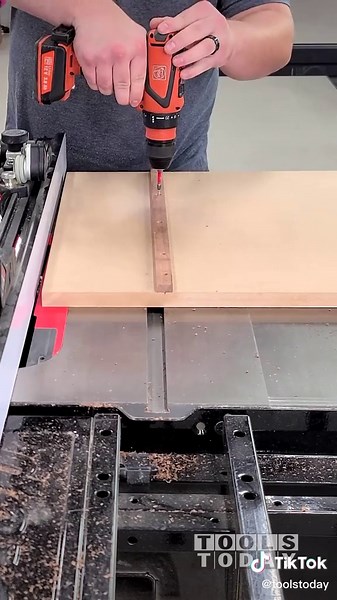 Making a perfect circle using the SawStop Professional table saw. Thoughts on it? #woodtok #satisfying #foryou #fyp #diy #asmr