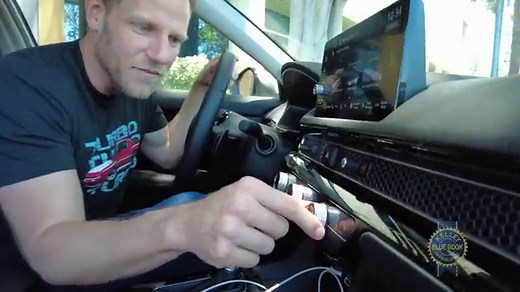 Which 2022 Honda Civic Sedan is Right for Me? - Kelley Blue Book