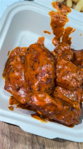 Tinali_Tiragali on Instagram: "Indian-style masaledaar burgers hitting different at Burger Hut! Desi chaat-pata flavours in every bite 🤤🔥 Must Try 👇 🍔 Chicken Wings Burger 🍔 Chicken Masala Burger 🍔 Goat Masala Burger 🍟 Masala Fries 🍗 Masala Chicken Wings 📍 Burger Hut 4142 University Wy NE, Seattle, WA 98105 #indianburger #indianfoodie #seattleeats #desifood seattlefoodie"