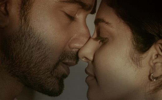 'Couple Friendly' Trailer: Impressive And Immersive