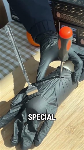 Cut Proof Glove Scam!