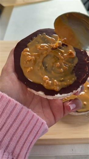 easy healthy snack with rice cakes