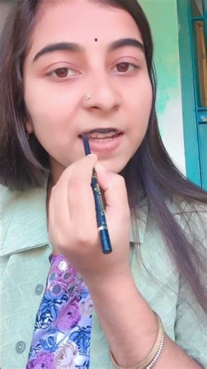 Mixing lipstick hack 😳 #makeuplipstick #makeup #lipstick #viral #shorts