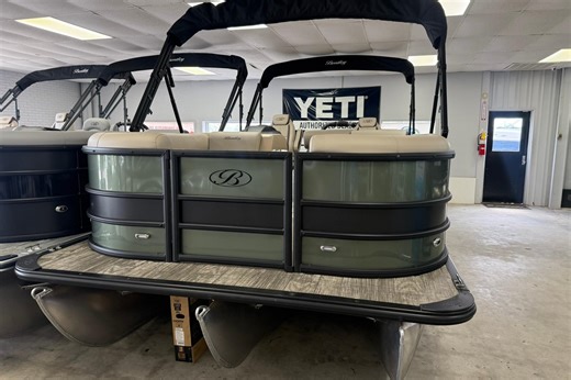 Used 2026 Bentley Pontoons Legacy 243 Swingback, 30566 Oakwood - Boat Trader