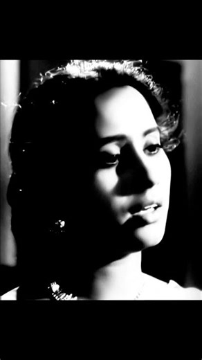 E Gaane Prajapati - Sandhya Mukherjee song #shorts