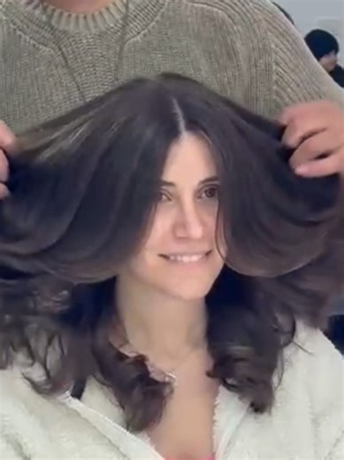 Seamless Hair Transformation with Color Melt Technique