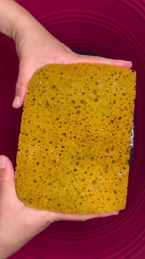 #oddlysatisfying #satisfyingvideo #asmr #esponjas #espumas #spongeasmr #sponges #suds #spongesqueezing #reels #fabuloso #frescoamanecer #suds #bubbles #fypシ