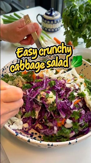 Easy Crunchy Cabbage Salad | Quick & Simple Side Dish 🥬