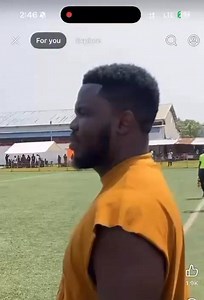 Keep singing, he say no…He wan be coach😂 All da shouting, I’m still his fav player😭😂 | Spize