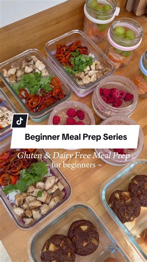 Welcome to my beginner-friendly meal prep series 🤭🤸🏼 All meals are gluten & dairy-free and under 5 ingredients! We focus on whole foods, but use shortcuts like good-for-you boxed mixes and frozen rice. Aka, little tricks to save time while still keeping things healthy. Overall, I want YOUR feedback. Is this simple enough OR do we need to simplify even more? You let me know, and we’ll modify for the next one. 🤍 Full meal prep blog post with step-by-step instructions & a grocery list is on my 